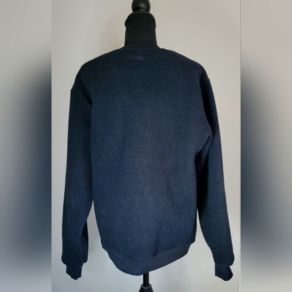 Fabletics Men's Sherpa Crewneck Sweater - Picture 4 of 4